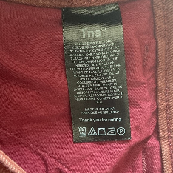 Aritzia TNA Women’s Troop Cargo Pants Burgundy, size 4 - Picture 8 of 15